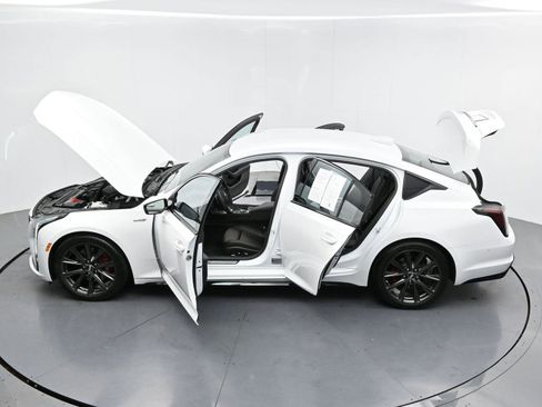 Used 2025 Cadillac CT5 V RWD image 42