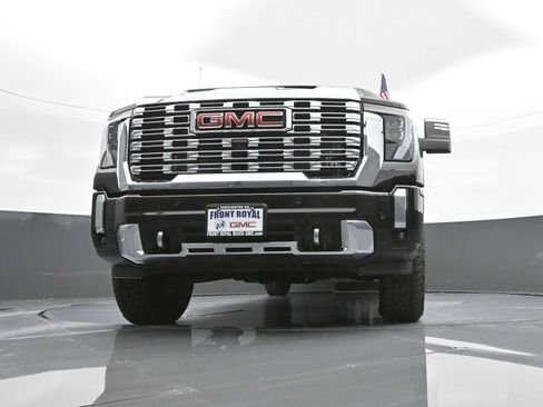 New 2025 GMC Sierra 2500 Denali w/ Denali Reserve Package image 38