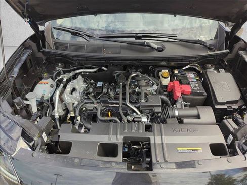 New 2026 Nissan Kicks SR w/ Cold Weather Package image 21