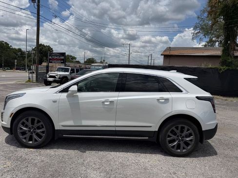 Used 2018 Cadillac XT5 Luxury w/ LPO, Black Ice Package AWD/4WD image 8