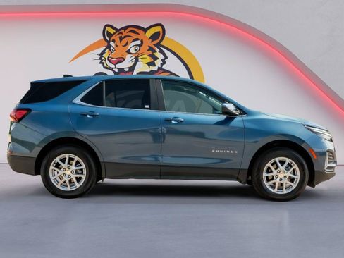 Used 2024 Chevrolet Equinox LT AWD/4WD image 4
