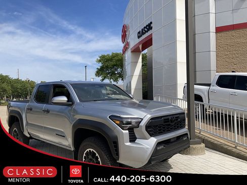 Certified 2026 Toyota Tacoma TRD Off-Road AWD/4WD image 1
