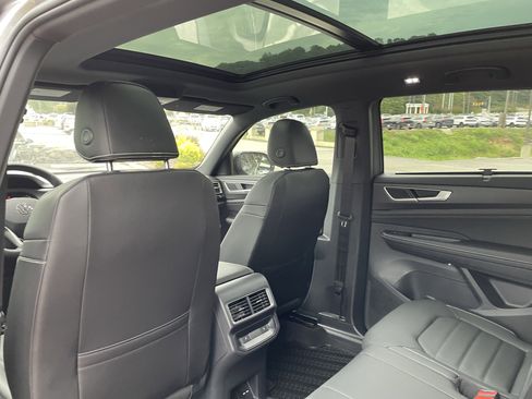 New 2026 Volkswagen Atlas Cross Sport SEL R-Line image 13
