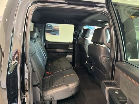 Used 2022 Ford F150 Platinum w/ Equipment Group 701A High AWD/4WD image 17