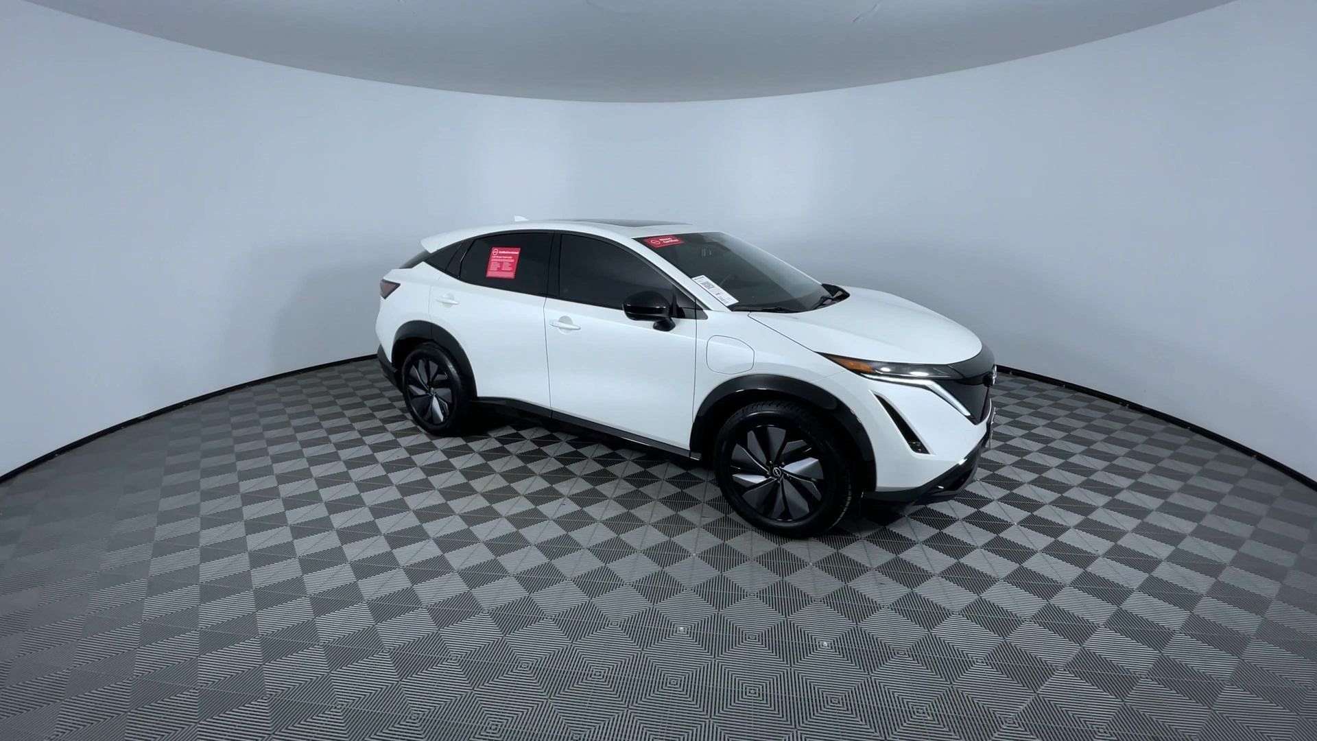 Certified 2024 Nissan Ariya AWD image 2