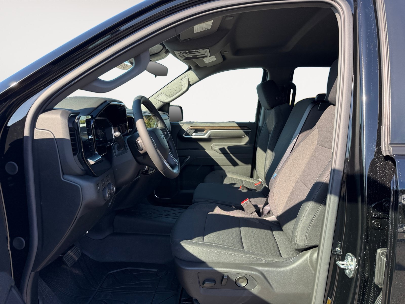 New 2026 Chevrolet Silverado 1500 RST w/ RST Select Package AWD/4WD image 10