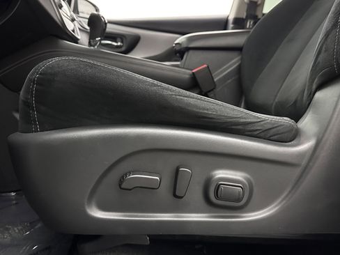 Used 2020 Nissan Murano SV FWD image 14