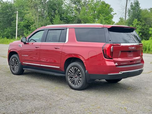 Used 2026 GMC Yukon XL Elevation w/ Elevation Premium Package AWD/4WD image 7