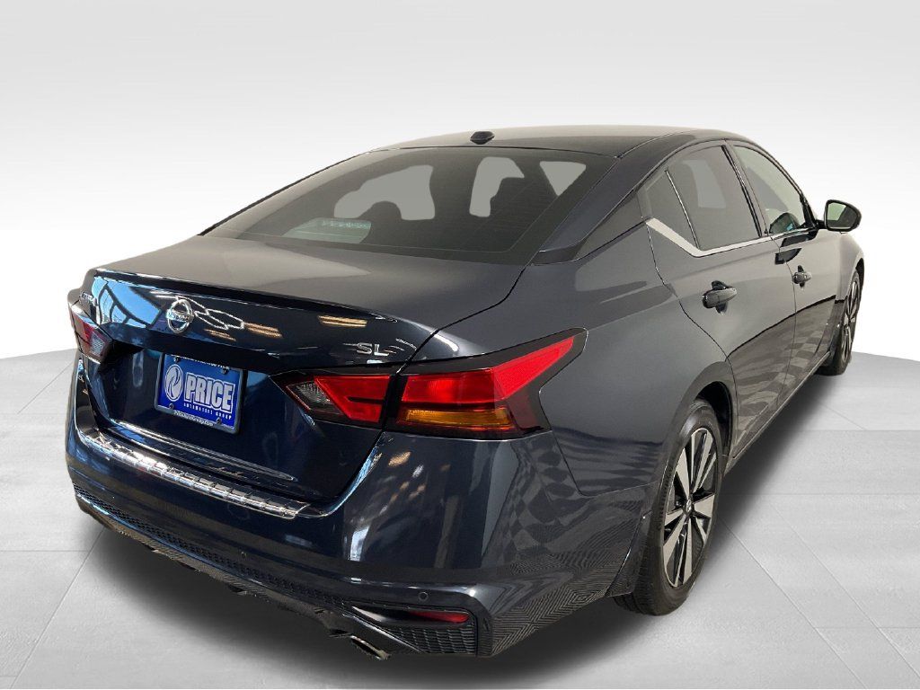 Used 2022 Nissan Altima 2.5 SL FWD image 9