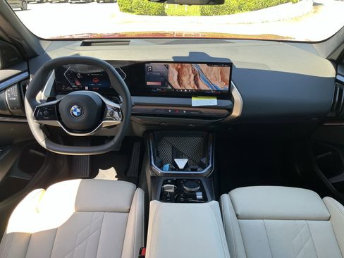 Certified 2025 BMW X3 xDrive30 w/ Premium Package AWD/4WD image 28