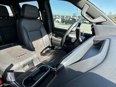 Used 2025 Chevrolet Silverado 2500 High Country w/ Technology Package image 20