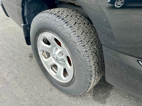 Used 2021 Nissan Titan S w/ S Utility Package image 13