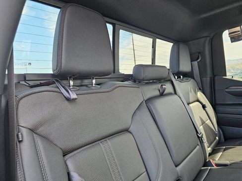 Certified 2024 Chevrolet Silverado 1500 High Country w/ Technology Package AWD/4WD image 20