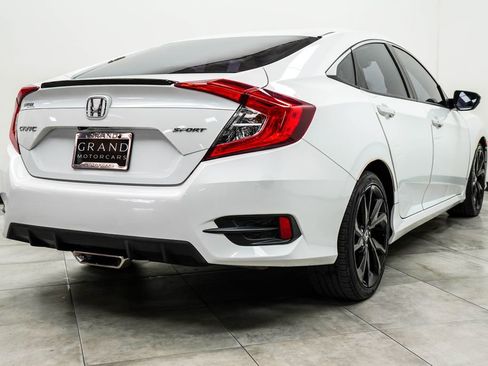 Used 2019 Honda Civic Sport image 12