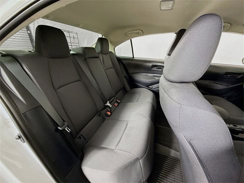 Certified 2025 Toyota Corolla LE image 27