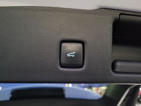 Certified 2020 Ford Escape SE Sport image 34