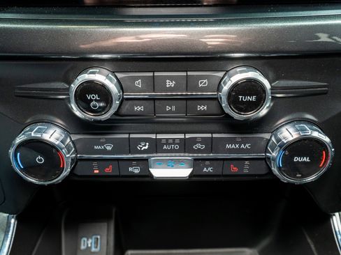 Used 2022 Ford F150 XLT w/ Equipment Group 302A High image 26