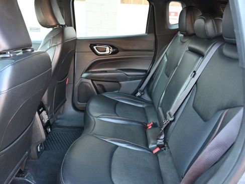 Used 2024 Jeep Compass Trailhawk image 18