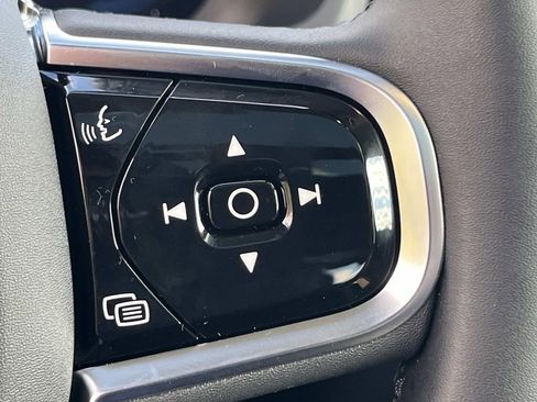 Used 2025 Volvo XC90 T8 Core w/ Protection Package Premier image 29