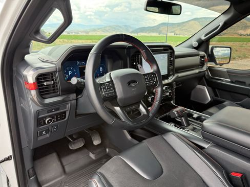 Used 2025 Ford F150 Raptor AWD/4WD image 17