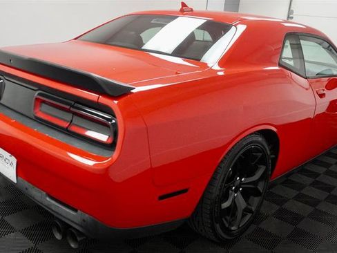 Used 2015 Dodge Challenger SXT Plus w/ Premium Sound Group image 7