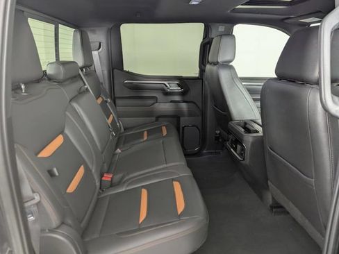 Used 2023 GMC Sierra 1500 AT4 w/ AT4 Preferred Package AWD/4WD image 19