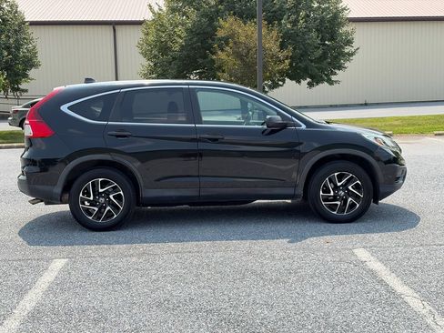 Used 2016 Honda CR-V SE image 9
