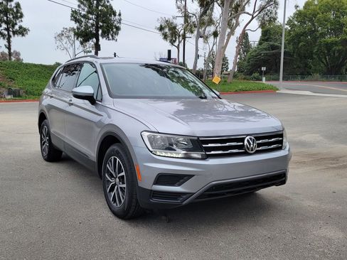 Used 2021 Volkswagen Tiguan S FWD image 5