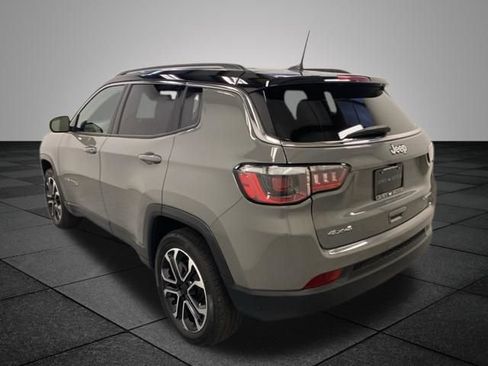 Used 2022 Jeep Compass Limited AWD/4WD image 4