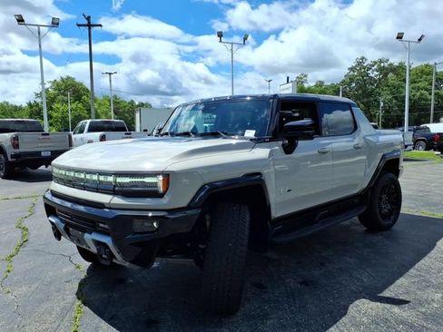 New 2026 GMC Hummer EV 4x4 Crew Cab image 13
