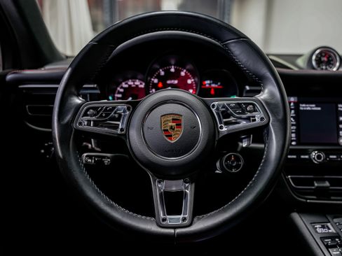 Used 2021 Porsche Macan GTS image 10