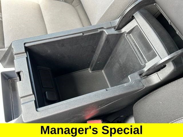 Used 2025 Chevrolet Blazer LT FWD image 33