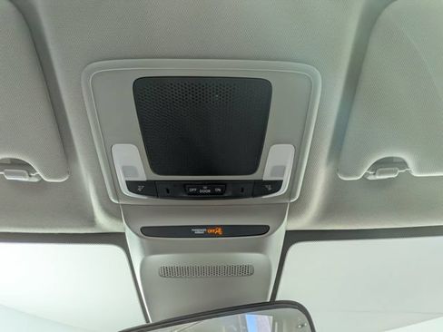 Certified 2024 Honda HR-V LX image 22