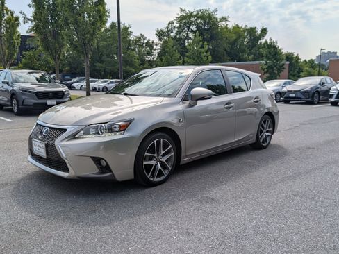 Used 2017 Lexus CT 200h FWD image 7