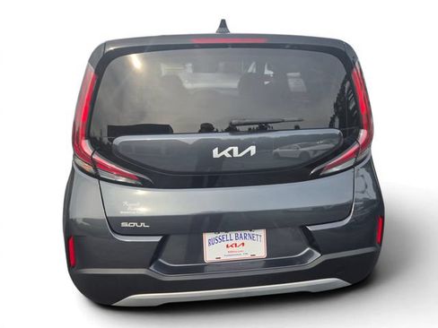 Used 2025 Kia Soul LX w/ LX Technology Package FWD image 20