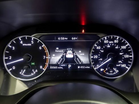 Used 2024 Nissan Rogue SV image 17