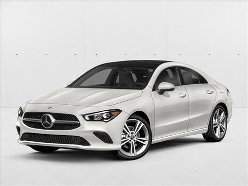 Used 2023 Mercedes-Benz CLA 250 4MATIC image 1