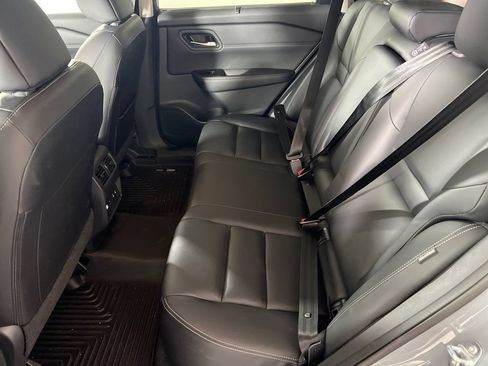 Used 2024 Nissan Rogue SL w/ SL Premium Package FWD image 7