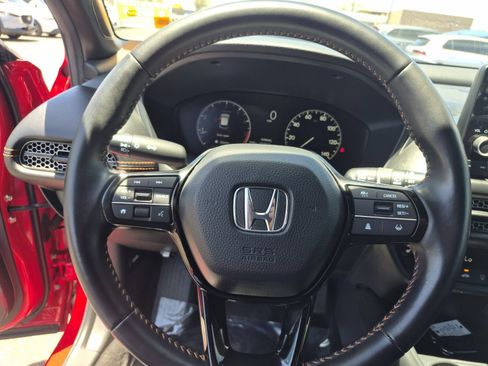Used 2025 Honda HR-V Sport image 21