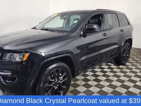 Used 2022 Jeep Grand Cherokee Laredo X image 3