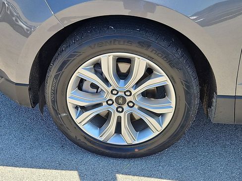 Used 2024 Ford Edge Titanium AWD/4WD image 13