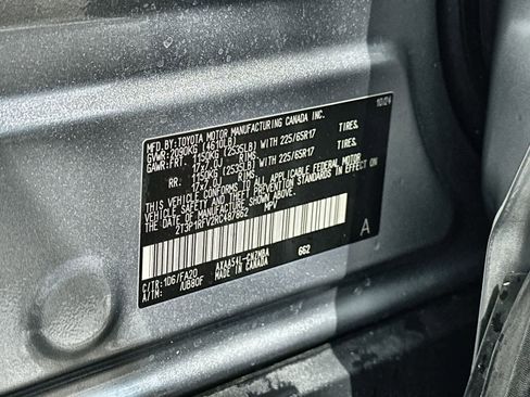 Used 2024 Toyota RAV4 XLE w/ Convenience Package image 25