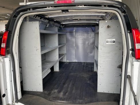Used 2023 GMC Savana 2500 w/ Driver Convenience Package RWD image 16