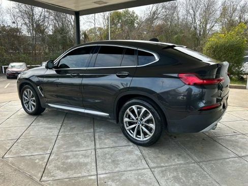 Used 2019 BMW X4 xDrive30i w/ Convenience Package image 2
