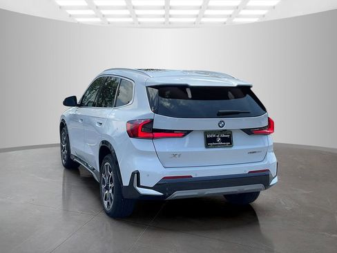 Certified 2025 BMW X1 xDrive28i AWD/4WD image 4