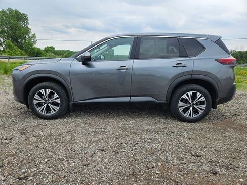 Used 2023 Nissan Rogue SV AWD/4WD image 4