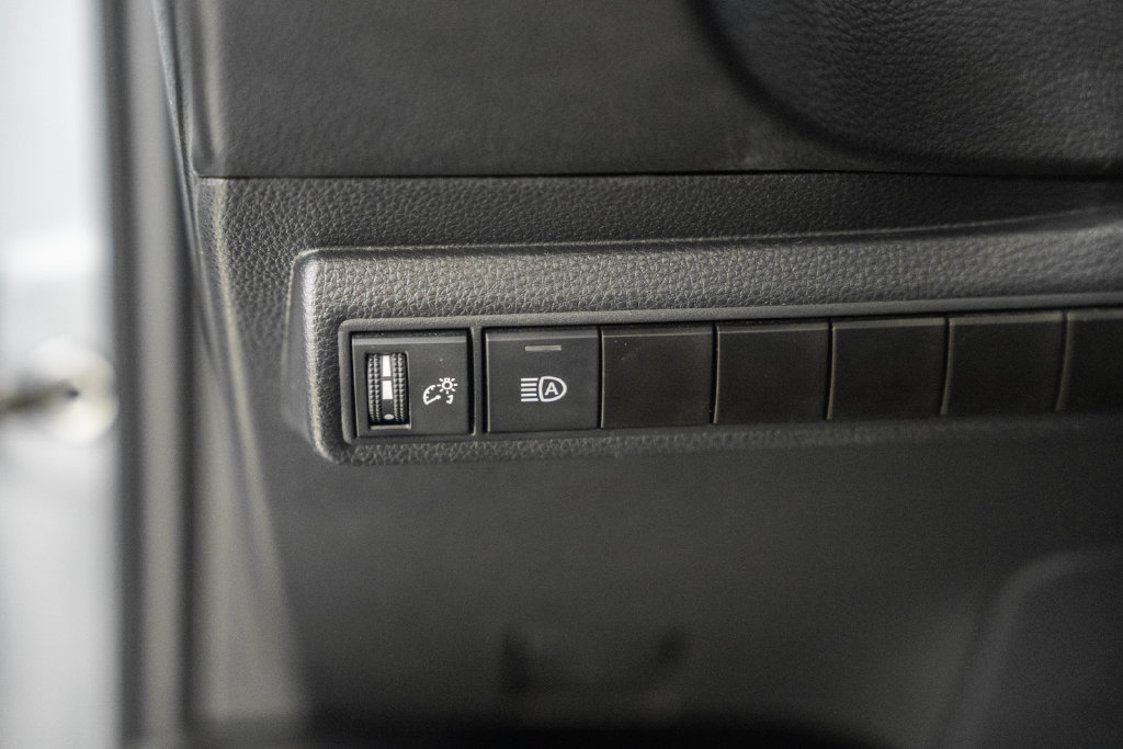 Used 2024 Toyota Corolla LE FWD image 30