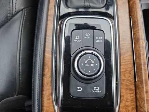 Used 2021 Nissan Armada SL w/ Captain's Chairs Package AWD/4WD image 33