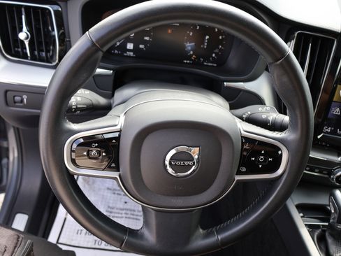 Used 2019 Volvo XC60 T6 Inscription w/ Protection Package Premier AWD/4WD image 34