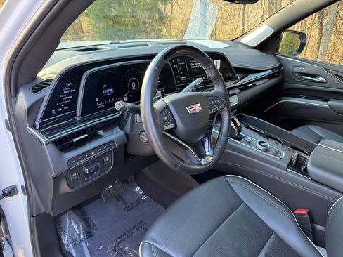 Used 2023 Cadillac Escalade ESV Sport w/ Touring Package image 26